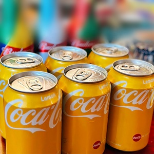 Venta al por Mayor Profesional de <span class=keywords><strong>Coca</strong></span>-Cola de Hong Kong, 330 ml * 24 Latas, Envío a Todo el Mundo - Product Image 6