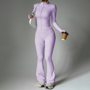 Set Sportivo Yoga Personalizzato per Donne, Leggings a Zampa Altamente Elastici, Top Traspirante Aderente, Set <span class=keywords><strong>2</strong></span> Pezzi per Fitness e Corsa, Vendita all'Ingrosso - Product Image 3