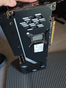 GPU para Juegos RX 9070 XT con 16GB de Memoria de Video GDDR6 y Sistema de Refrigeración de Triple Ventilador - Product Image 5