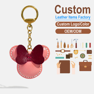 Porte-clés en cuir Mickey dessin animé mignon, véritable cuir de vachette, breloque de sac, décoration de voiture, cadeau amusant pour filles et femmes - Product Image 1