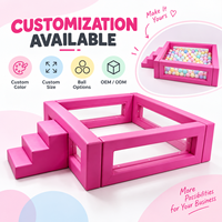 Piscine à balles rose vif avec escaliers et fenêtres transparentes, aire de jeux intérieure commerciale en mousse pour tout-petits, location pour fêtes