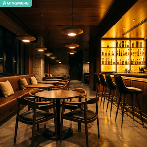 เฟอร์นิเจอร์ร้านอาหารระดับโรงแรม โต๊ะอาหารไม้เนื้อแข็งทรงกลม เก้าอี้หนังหุ้มเบาะยาว สำหรับโครงการต่างๆ - Product Image 1