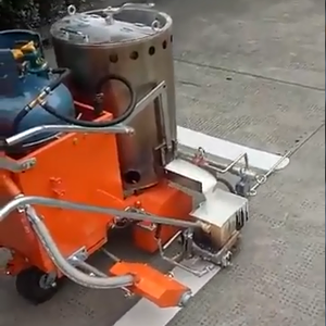 Équipement <span class=keywords><strong>de</strong></span> chauffage <span class=keywords><strong>pour</strong></span> <span class=keywords><strong>la</strong></span> peinture thermofusible City Road Traffic Marks Sign Making Road Marking Machines - Product Image 2