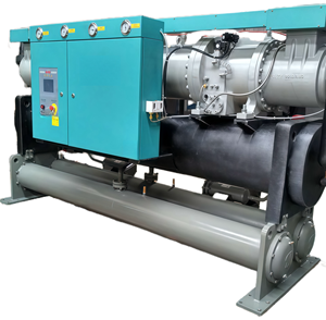 Enfriador de Agua Industrial de 300KW con Refrigeración por Tornillo y Circulación para Equipos - Product Image 3