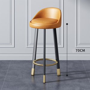 Sgabelli da Bar Alti Moderni e Semplici, Sedie da Bar Creative con <span class=keywords><strong>Piccolo</strong></span> Schienale, <span class=keywords><strong>Sgabello</strong></span> Girevole per Bancone e Negozio di Tè al Latte - Product Image 1