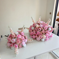 Boule de fleurs artificielles roses assortie pour centre de table d'hôtel, mariage et décoration de festival