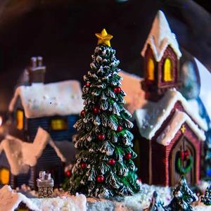 Sfera di natale per il regalo di natale design all'ingrosso del globo di neve della casa del villaggio di natale personalizzato resina - Product Image 4