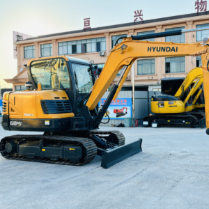 Miniexcavadora Hyundai 60VS Usada a Buen Precio, Tamaño Compacto, Ideal para Construcción Urbana y Paisajismo, Eficiente y en Buenas Condiciones - Product Image 1