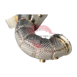 Vortex 304 Downpipe catalyzed à haut débit pour Mercedes-Benz A45S CLA45S 2.0T M139 2020–2024 avec bouclier thermique sans voyant d'avertissement moteur - Product Image 2