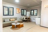 Casa Prefabricada de Lujo Expandible con Diseño Eléctrico Personalizado, Techo Impermeable, Paredes Aisladas con PU, Casa Modular Tipo Contenedor