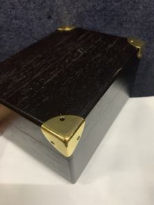 25x25mm metal hay lados oro brillante protector de esquina para caja - Product Image 5