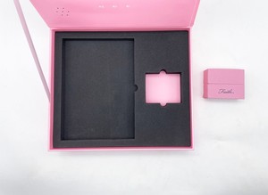 Boîtier vidéo numérique Superlier 7 pouces avec écran LCD, prend en charge les formats <span class=keywords><strong>JPG</strong></span>/<span class=keywords><strong>PNG</strong></span>/JPEG, la musique MP4 et MP3 pour les invitations de mariage - Product Image 2