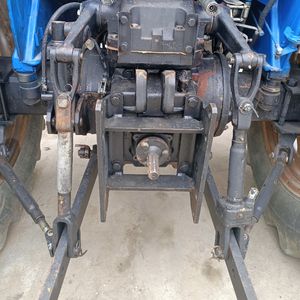 Tractor Agrícola Usado Holland 110-90 Fiat de 4 Ruedas, Compacto, para Huertos, Equipo Agrícola, Tractor de Dos Ruedas - Product Image 4