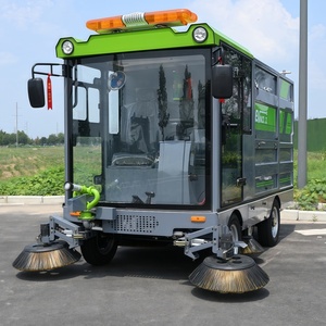 Camion de nettoyage de rue à aspiration de poussière et lavage de voirie - Product Image 2