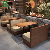 Ensemble de sièges de restaurant commercial moderne avec tables et chaises en bois massif pour café, bistrot, fast-food