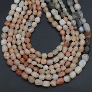 ลูกปัดหินมูนสโตนสีพีชธรรมชาติทรงหยดน้ำ ขนาด 12.5 นิ้ว - Product Image 1