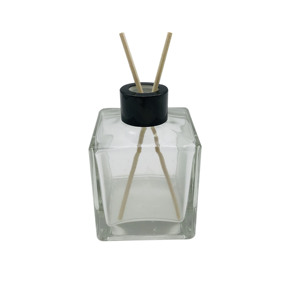 Empty Clear Thick Square Aroma Reed Diffuser Glass Bottle With Screw Cap 50ml 100ml