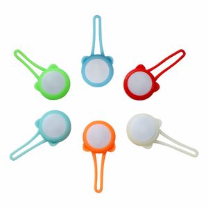 Lampe LED en silicone pour animaux de compagnie, étanche, pour cyclisme, course nocturne, lumière d'avertissement, design de dessin animé orange, alimentée par piles - Product Image 3