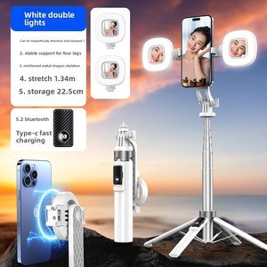 2025 nuevo P135 Smart Selfie Stick trípode 360 rotación Auto Face detección Flash luz para teléfonos móviles aleación de aluminio Digital - Product Image 5