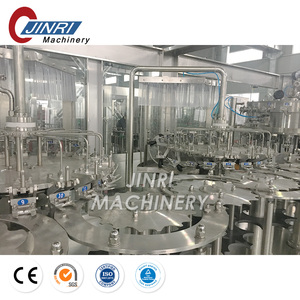 Machine quatre-en-un pour le rinçage, le rinçage, le remplissage et le capsulage des bouteilles en plastique - Product Image 3