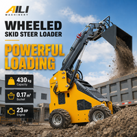 Chargeuse compacte sur pneus avec moteur à essence, mini-chargeuse frontale multifonctionnelle pour l'agriculture et la construction