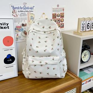 <span class=keywords><strong>Sac</strong></span> <span class=keywords><strong>à</strong></span> <span class=keywords><strong>dos</strong></span> floral pour la rentrée scolaire, <span class=keywords><strong>sac</strong></span> en nylon <span class=keywords><strong>vintage</strong></span> léger pour femmes, commande en gros - Product Image 1