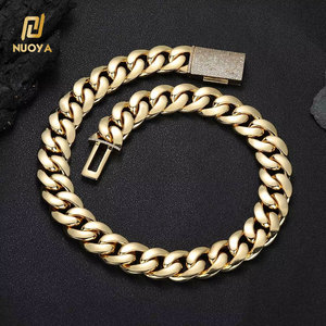 <span class=keywords><strong>Collana</strong></span> NUOYA in Ottone Placcato <span class=keywords><strong>Oro</strong></span> 18K con Zirconi Personalizzati, Design con Chiusura <span class=keywords><strong>Lunga</strong></span>, Catena Cubana Spessa per Uomo - Product Image 2