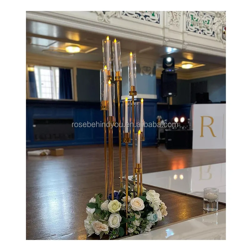 Piso de la boda al por mayor 8 brazo de metal dorado alto portavelas candelabros centros de mesa de boda