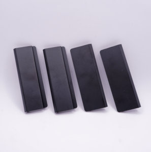 Fabriqué à Taïwan, élégant trombone à profil plat, élégant trombone en métal carré large, 61 mm * 21 mm, 5 g, pour le bureau et la papeterie - Product Image 1