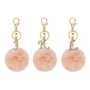 Vàng Kim Loại Bảng Chữ Cái Móc Khóa Rhinestone Keyring Phun Lông Pom Poms Phụ Nữ Sáng Bóng Pha Lê Ban Đầu Thư Key Ring Móc Chìa Khóa Thư