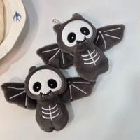 1 pièce Porte-clés pendentif en peluche fantaisie, motif chauve-souris squelette de dessin animé pour Halloween, accessoire de sac à dos créatif et mignon pour enfants, cadeaux de fêtes