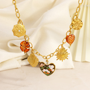 Collar con Colgante de Corazón Estilo Europeo Americano, Chapado en Oro de 18k, con Esmalte Colorido, Joyería para Fiestas - Product Image 4