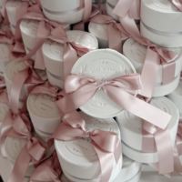 Boîte en papier rigide ronde avec logo personnalisé, recouverte de velours, estampage à chaud de luxe, élégante, en papier ivoire, boîtes à dragées de mariage vides