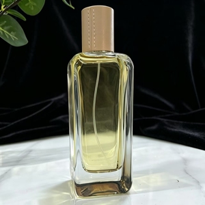 El perfume de 100 ml, una marca popular en Europa y América, es la primera opción para una fragancia encantadora. Muestra tu encanto femenino. - Product Image 2