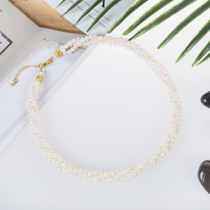 Collar de Perlas Cultivadas Blancas con Cadena Trenzada de 3 Filas de 18 Pulgadas, Perlas Cultivadas de 4.5-5 mm - Product Image 5