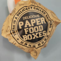 Sac en papier alimentaire jetable résistant à la graisse, idéal pour l'emballage de hamburgers, hot-dogs, toasts, boulettes de riz et tartes – Usage unique