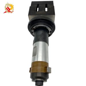 20Khz 2000W Ultrasone Puntlassen <span class=keywords><strong>Transducer</strong></span> <span class=keywords><strong>High</strong></span> <span class=keywords><strong>Power</strong></span> Echografie Lasser Voor Auto Body Puntlassen Machine - Product Image 5