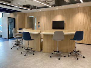 Bar comercial de lujo comedor PP Shell <span class=keywords><strong>cocina</strong></span> ocio invitado colores tela cojín plástico dibujo silla taburete de Bar alto - Product Image 3