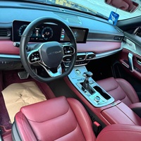 Voiture d'occasion Jetour X70 Plus 2021 1.5T Turbo Automatique Gauche R18 Extérieur Noir Intérieur Rouge 5 Places Titre Propre