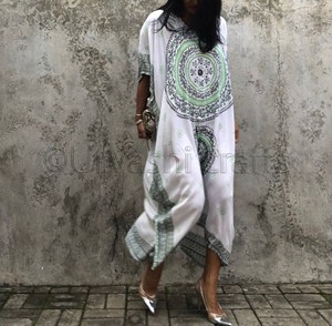 OEM High Quality Silk Digital Printed With Silver Sequin Maxi Long Sleeve <b>Kaftans</b> <b>Beach</b> <b>for</b> Women - Product Image 1