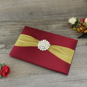 High-End Mewah Anggur Merah Lipat Sutra Permata Undangan Pernikahan dengan Mutiara - Product Image 2