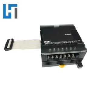 Nueva unidad de expansión de salida analógica CP1W-DA042 original de la serie CP1W, controlador programable, controlador de automatización industrial - Product Image 3