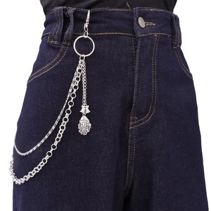 Cadena de cintura estilo punk europeo y americano con colgante de campana, cadena corporal de metal con temática navideña, unisex, color plateado - Product Image 2