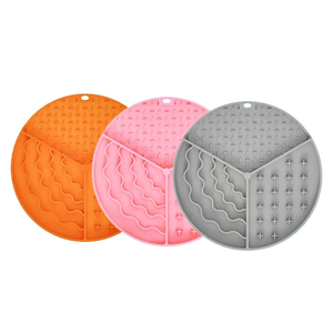 Alimentador lento de silicona para mascotas para aliviar la ansiedad - Product Image 1