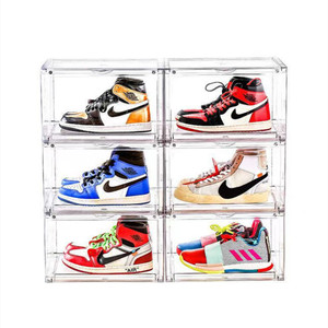 2022 Factory Wholesaling Acrylic Transparent Shoe Storage Box Stackable Plastic Clear Shoe Box Magnetic Sneakers Shoe Organizer