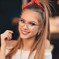 Dachuan 2025 femmes diamant brillant coupe conception spéciale en forme de papillon cadre Anti bleu lunettes bloquant les lunettes