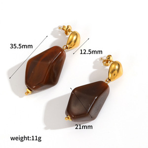 Boucles d'oreilles clous géométriques en résine, plaqué or 18 carats, acier inoxydable, élégantes, polyvalentes, inaltérables, bijoux de mode - Product Image 4