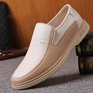 Mocasines de cuero sin cordones para hombre, color blanco roto, informales, transpirables, de cuero suave, para uso informal - Product Image 1