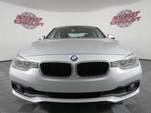 BMW Série 3 2018, conduite à gauche, sièges en cuir, 6 places, toit ouvrant, phares LED, caméra de recul, voiture d'occasion en gros à vendre, meilleur prix - Product Image 2