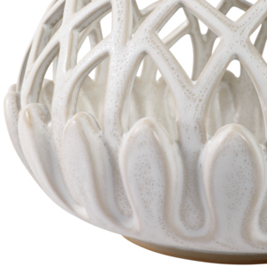 Vaso in Ceramica Traforato con Dettagli Scolpiti, Decorazione per la Casa - Product Image 5